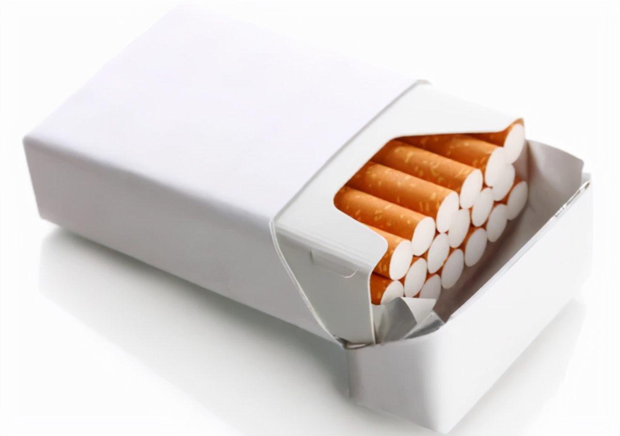 香烟为啥要分硬包和软包，两者有啥区别？经常吸烟的人，不妨看看
