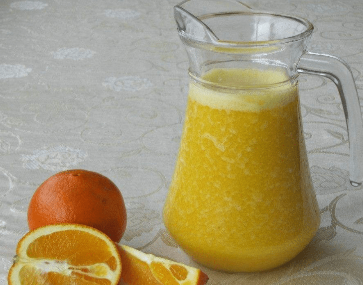 教你个简单的方法，没有榨汁机也能喝到新鲜橙汁，居家实用又省钱