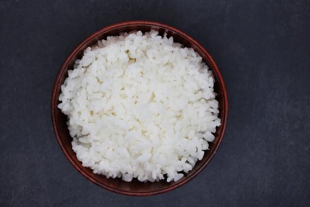 米粉和米饭哪个更容易胖（减肥的朋友注意：这三种主食尽量少吃）