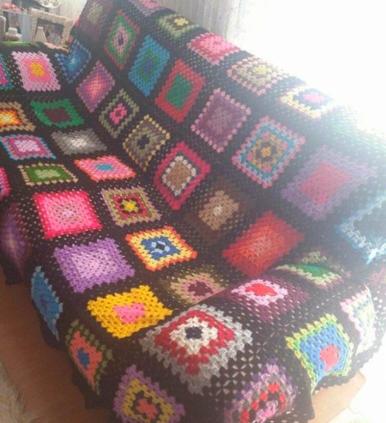 钩织沙发垫花样大全（美观又实用！分享几十款钩针编织的沙发垫，你喜欢哪款？）