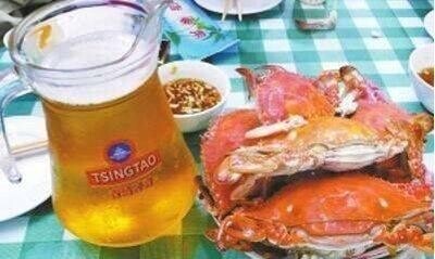吃螃蟹能喝啤酒吗会怎么样（螃蟹和啤酒这样吃才健康）